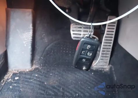 2016 Volkswagen Passat V6 Sel Premium from USA, damaged, VIN 1VWCM7A37GC066134